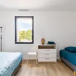 Maison A * لابينيه
